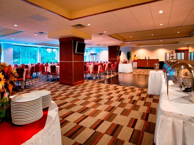 Four Points By Sheraton Victoria Gateway Langford Exteriér fotografie