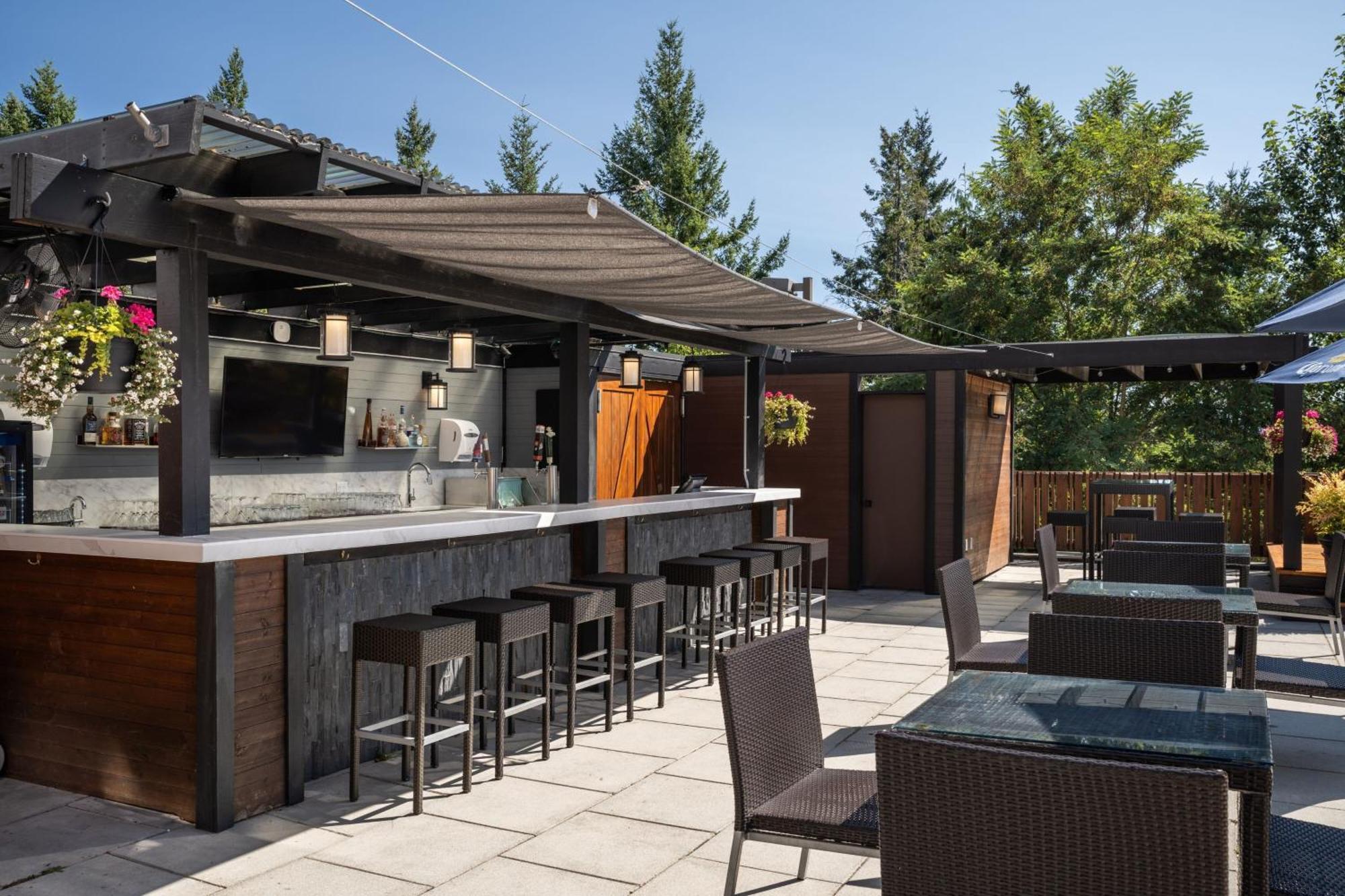 Four Points By Sheraton Victoria Gateway Langford Exteriér fotografie