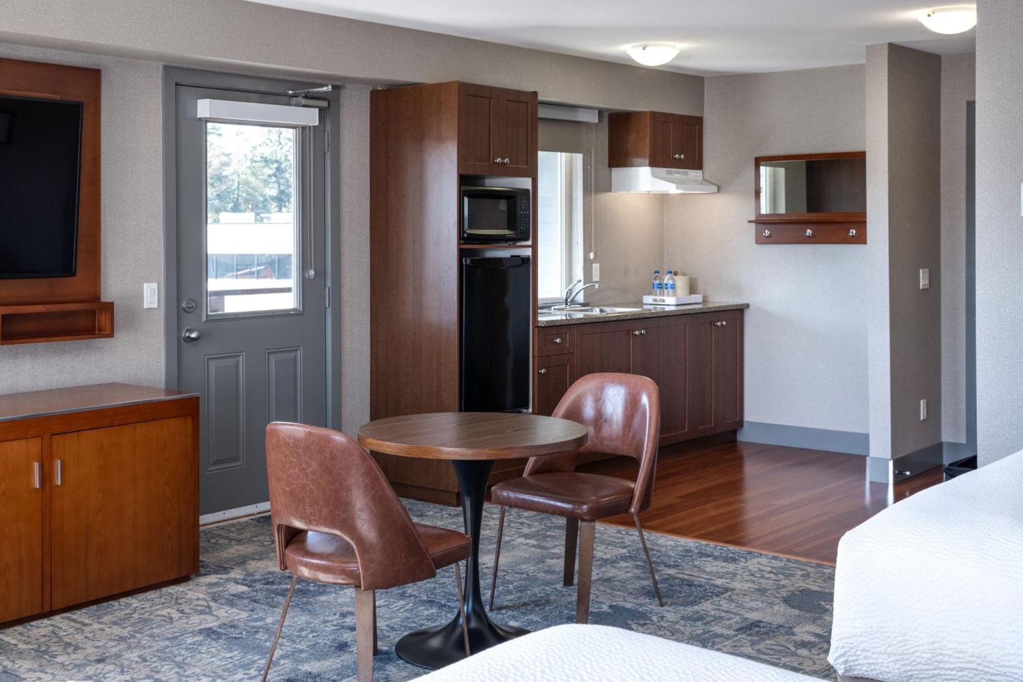 Four Points By Sheraton Victoria Gateway Langford Exteriér fotografie