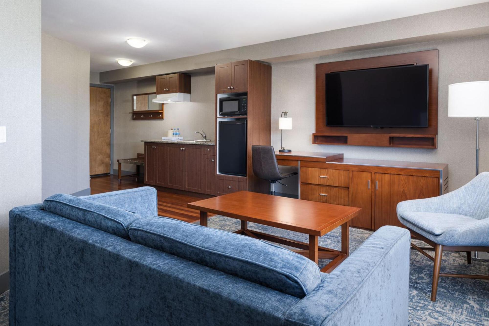 Four Points By Sheraton Victoria Gateway Langford Exteriér fotografie